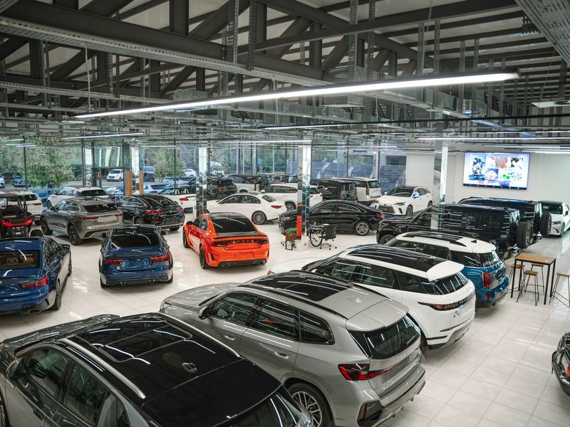 Vehicle Dealership